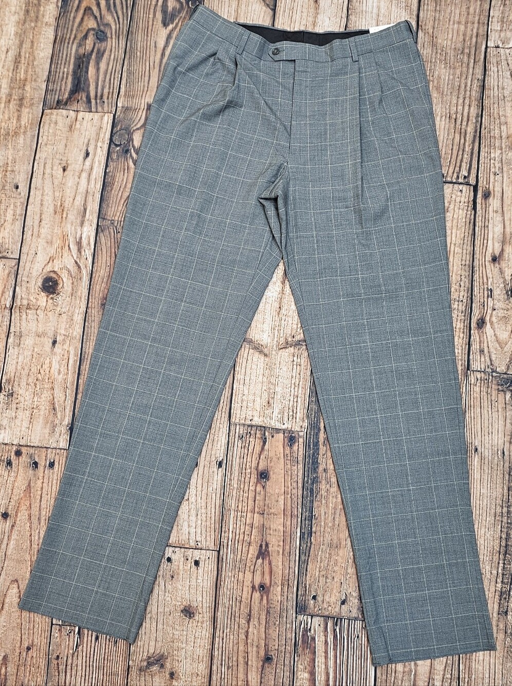 Nicklaus Expander Pleated Wool Dress Pants Men's Size 38x37 Raw Hem Windowpane